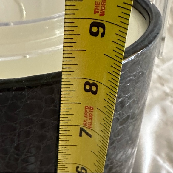 Super cool, vintage, mid century, modern alligator, embossed, lucite, ice bucket - Picture 7 of 8